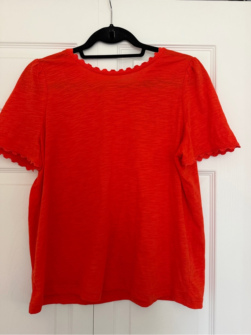 Boden Red Short Sleeve Scallop Trim Top- NWT